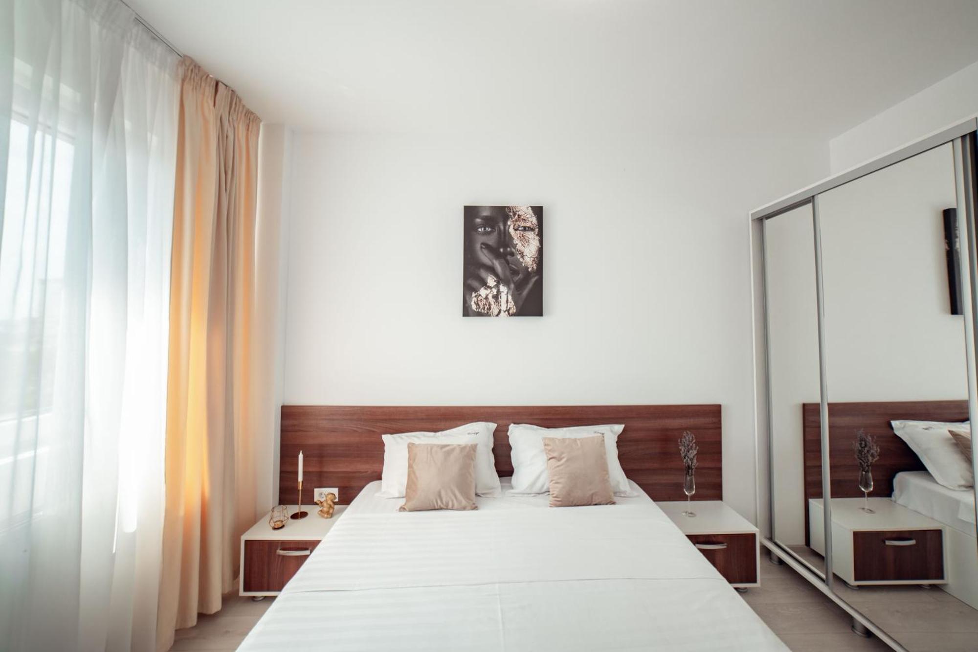 Luxury Cozy Apartments Palas Mall Centru Iasi Exterior photo