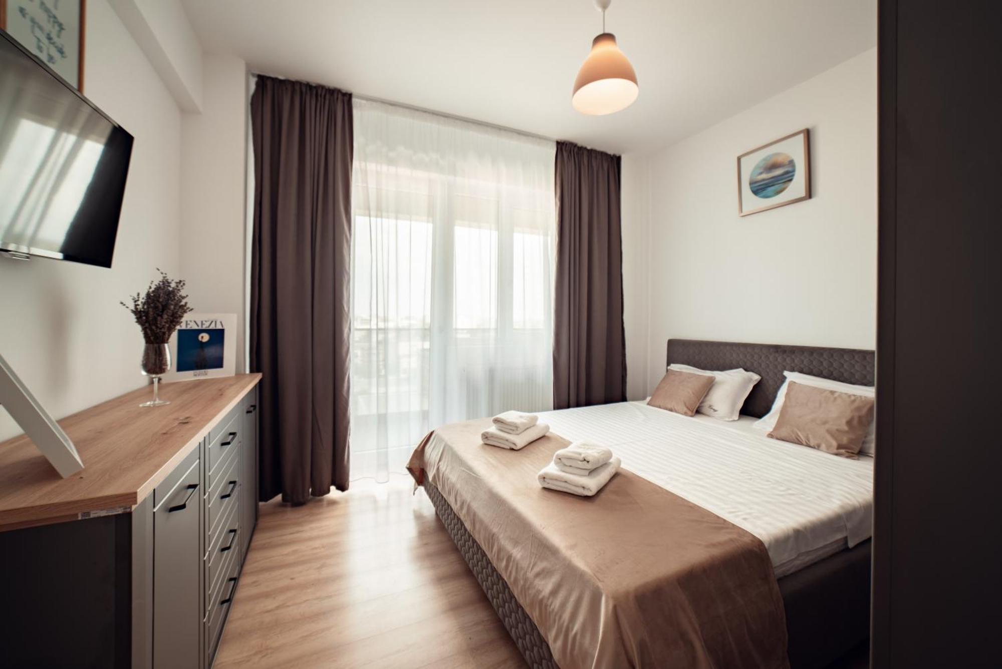 Luxury Cozy Apartments Palas Mall Centru Iasi Exterior photo